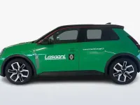 Usata Renault 5 E-Tech Komfort 77 kW (106 CV) 2025 Verde Berlina