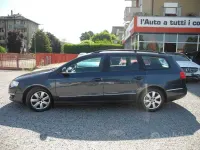 Usata VW Passat Highline 140 CV (102 kW) 2008 Grigio Station wagon