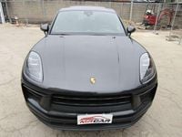 Usata Porsche Macan 265 CV (194 kW) 2023 Volcano grey metallic SUV