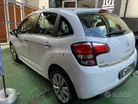 Usata Citroën C3 Exclusive 60 CV (44 kW) 2011 Bianco Berlina