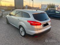 Usata Ford Focus 2015 Grigio Station wagon