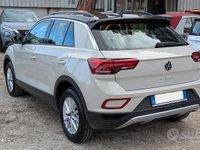 Usata VW T-Roc 110 CV (80 kW) 2024 Beige SUV