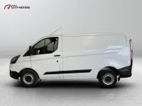 Usata Ford Transit Custom 108 CV (79 kW) 2021 Bianco Berlina