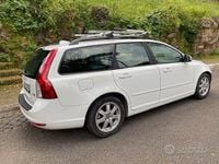 Usata Volvo V50 109 CV (80 kW) 2012 Bianco Station wagon