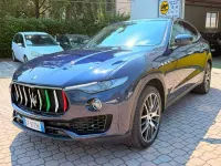 Usata Maserati Levante 250 CV (183 kW) 2017 Blu/azzurro SUV