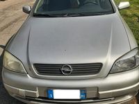 Usata Opel Astra 101 CV (74 kW) 2009 Grigio Berlina