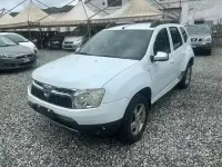 Usata Dacia Duster Lauréate 110 CV (80 kW) 2012 Bianco SUV