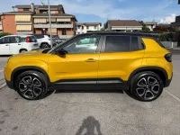 Usata Jeep Avenger EV 61 kW (84 CV) 2023 Oro SUV