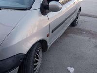 Usata Renault Twingo Expression 75 CV (55 kW) 2001 Grigio Utilitaria