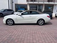 Usata Mercedes E220 Executive 170 CV (125 kW) 2011 Bianco Cabrio