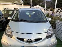 Usata Toyota Aygo 68 CV (50 kW) 2006 Blu Utilitaria