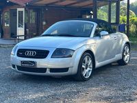 Usata Audi TT Roadster 225 CV (165 kW) 2003 Grigio Cabrio