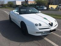 Usata Alfa Romeo Spider 144 CV (105 kW) 1998 Bianco Cabrio