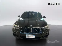 Usata BMW X4 M Sport 190 CV (139 kW) 2019 Black sapphire metallizzato SUV
