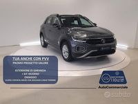 Usata VW T-Roc Life 150 CV (110 kW) 2024 Grigio scuro SUV