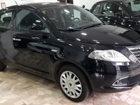 usata Lancia Ypsilon 1.2 69 CV 5 porte GPL Silver