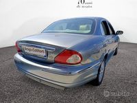 Usata Jaguar X-type Executive 155 CV (114 kW) 2007 Grigio Berlina