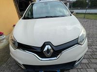 Usata Renault Captur Zen 90 CV (66 kW) 2016 Bianco SUV