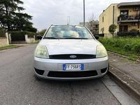 Usata Ford Fiesta 75 CV (55 kW) 2004 Utilitaria