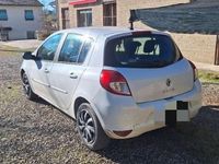 Usata Renault Clio II 75 CV (55 kW) 2011 Berlina