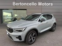 Usata Volvo XC40 Plus 163 CV (119 kW) 2024 Grigio SUV
