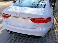 Usata Jaguar XF Prestige 300 CV (220 kW) 2015 Berlina