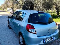Usata Renault Clio II Dynamique 75 CV (55 kW) 2010 Grigio Berlina