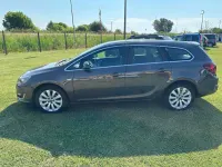 Usata Opel Astra Cosmo 140 CV (102 kW) 2014 Grigio Station wagon