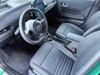 Usata Mini Cooper Favoured 114 kW (156 CV) 2025 Verde Utilitaria
