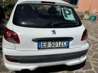 Usata Peugeot 206 56 CV (41 kW) 2010 Berlina