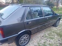 Usata Lancia Delta 75 CV (55 kW) 1989 Utilitaria