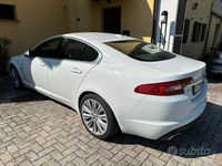 Usata Jaguar XF Luxury 241 CV (177 kW) 2010 Bianco Berlina