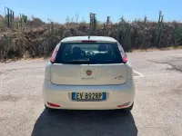 Usata Fiat Grande Punto 75 CV (55 kW) 2014 Bianco Utilitaria