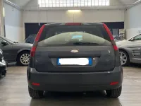 Usata Ford Fiesta Ghia 75 CV (55 kW) 2005 Grigio Utilitaria