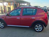 Usata Dacia Sandero 75 CV (55 kW) 2012 Rosso Utilitaria