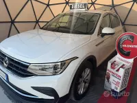 Usata VW Tiguan Life 122 CV (89 kW) 2023 Bianco SUV