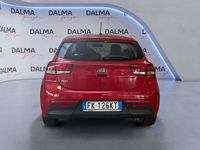 Usata Kia Rio Active 84 CV (61 kW) 2017 Rosso Berlina