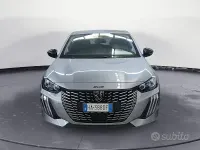 Usata Peugeot 208 Allure 101 CV (74 kW) 2025 Grigio Utilitaria