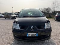 Usata Renault Modus Dynamique 75 CV (55 kW) 2007 Nero Monovolume