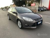 Usata Ford Focus 115 CV (84 kW) 2011 Grigio Berlina