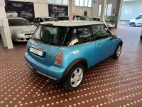 Usata Mini ONE 90 CV (66 kW) 2005 Blu Utilitaria