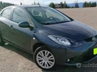 Usata Mazda 2 75 CV (55 kW) 2008 Grigio Utilitaria