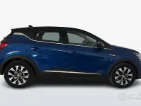 Usata Renault Captur Techno 101 CV (74 kW) 2023 Blu chiaro SUV