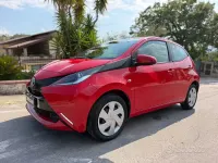 Usata Toyota Aygo 69 CV (50 kW) 2017 Rosso Utilitaria