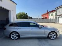 Usata BMW 530 Luxury Line 245 CV (180 kW) 2016 Argento Station wagon