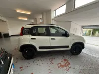 Usata Fiat Panda Cross Cross 85 CV (62 kW) 2021 Bianco Utilitaria