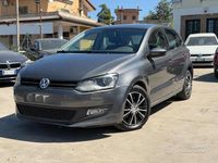 Usata VW Polo Trendline 90 CV (66 kW) 2014 Grigio Berlina