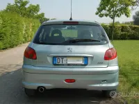 Usata Peugeot 206 75 CV (55 kW) 2009 Berlina