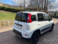 Usata Fiat Panda 4x4 Lounge 74 CV (54 kW) 2015 Bianco Utilitaria