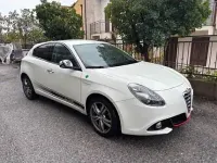 Usata Alfa Romeo Giulietta 105 CV (77 kW) 2014 Utilitaria